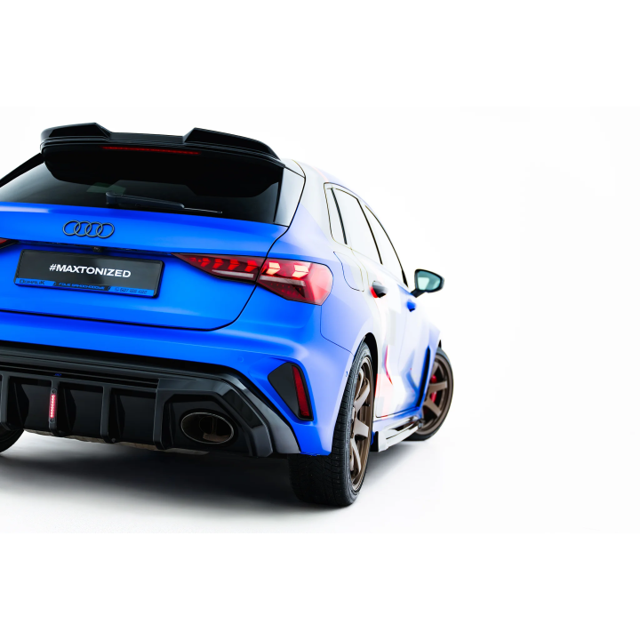 Dokładka Tylna Audi RS3 Sedan 8Y Facelift (Wersja ze światłem LED)
