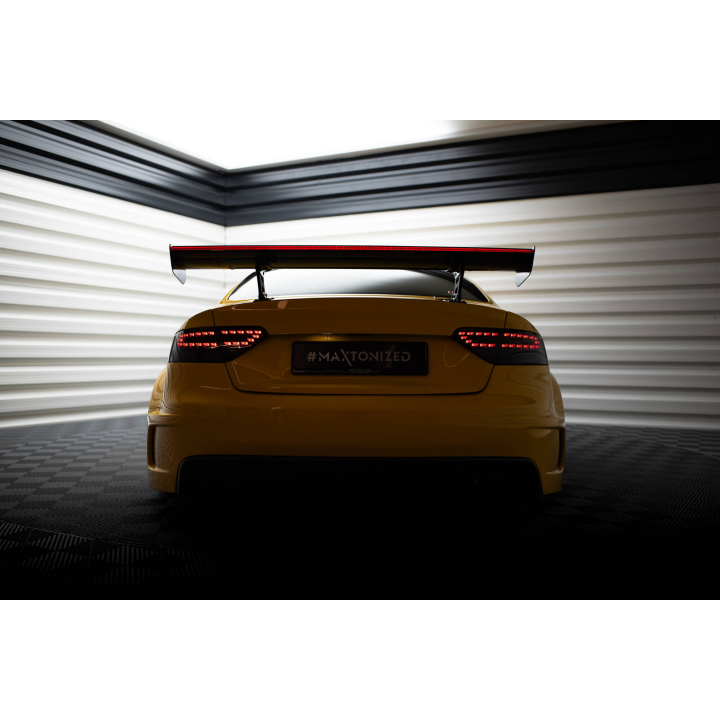 Karbonowy Spoiler Z Wewnętrznymi Wspornikami + LED Audi A5 Coupe 8T