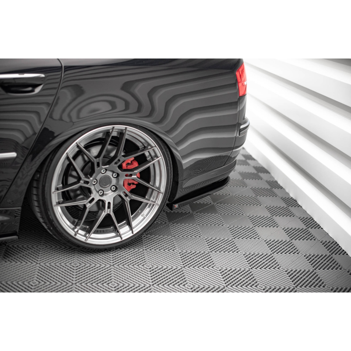 Splittery Tylne Boczne Audi S8 D3