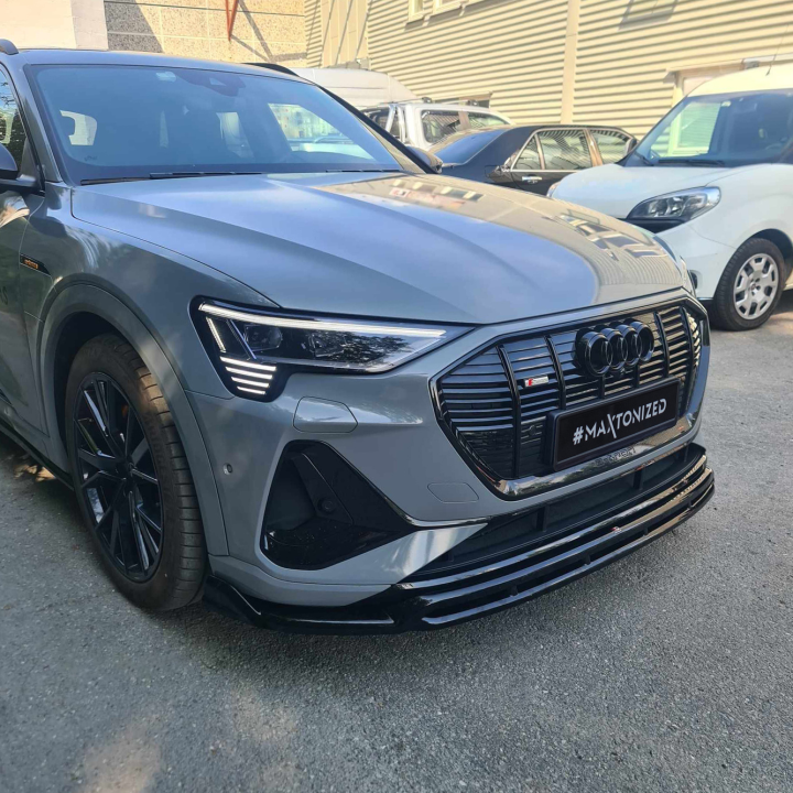 Splitter Przedni Audi e-Tron S-Line