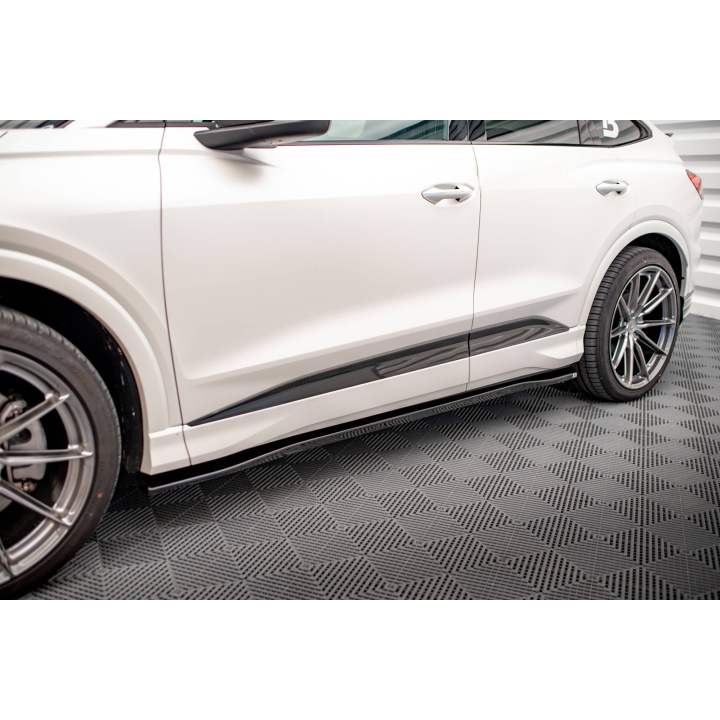 Dokładki Progów Audi Q4 e-tron Sportback S-line Mk1