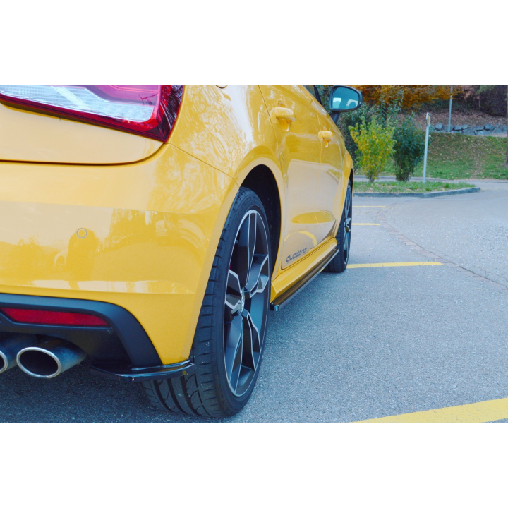 Splittery Tylne Boczne Audi S1 8X