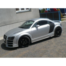 Dokładki Progów Audi TT 8N R8 Look
