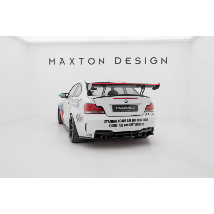 Karbonowy Spoiler Z Wewnętrznymi Wspornikami V.1 + LED BMW 1 M E82