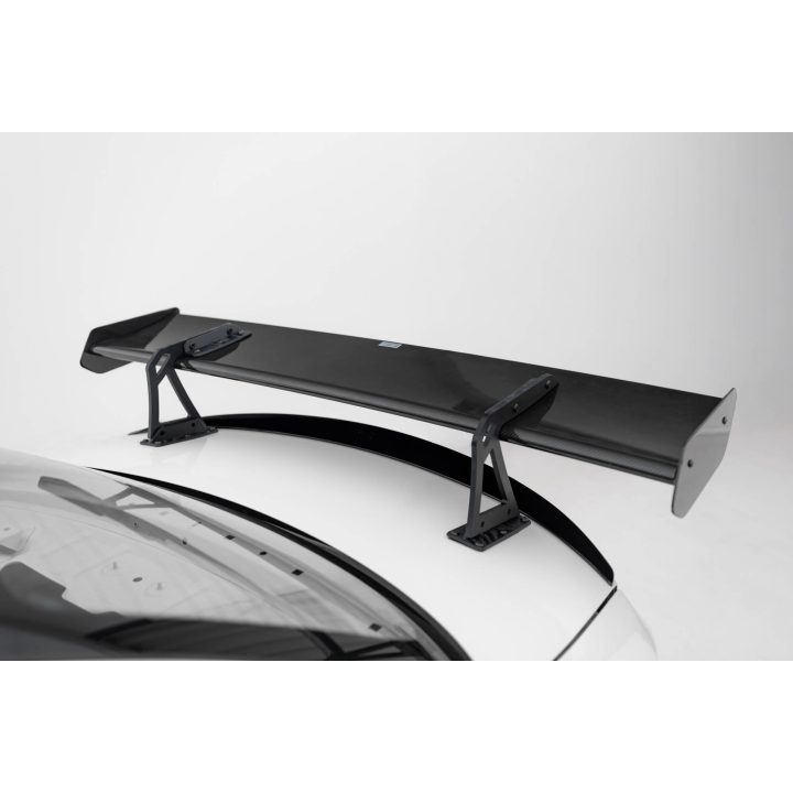 Karbonowy Spoiler Z Górnymi Mocowaniami + LED BMW 1 M E82