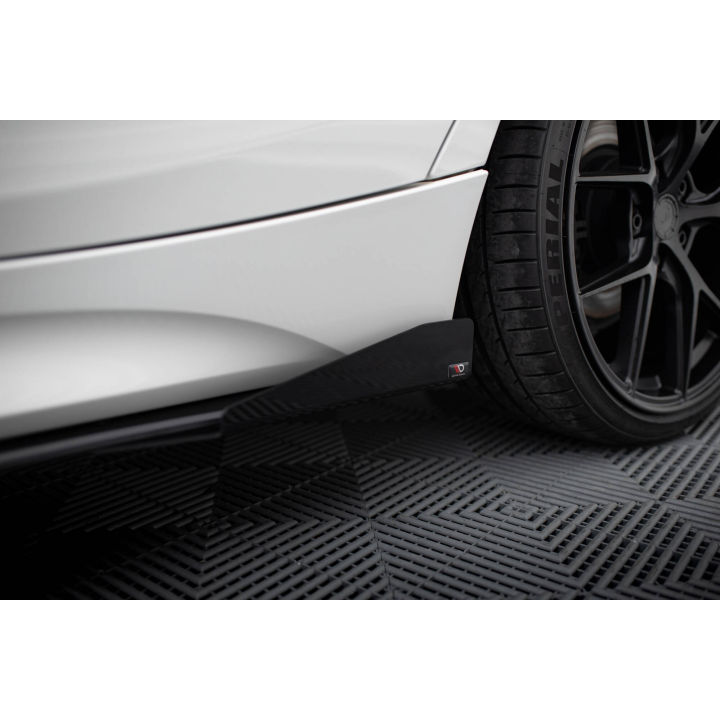 Dokładki progów Street Pro V.2 + Flapsy BMW 1 F20 M135i / M140i / M-Pack