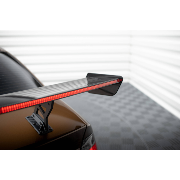 Karbonowy Spoiler Z Wewnętrznymi Wspornikami + LED BMW 3 Coupe E46