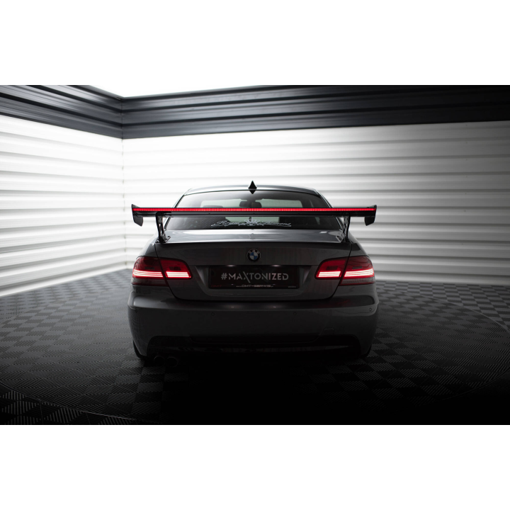 Karbonowy Spoiler Z Zewnętrznymi Wspornikami + LED BMW 3 / M3 Coupe E92
