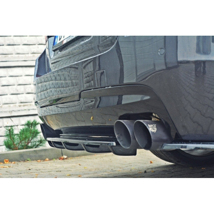 Splitter Tylny BMW 5 M-Pack Sedan/Touring F10/F11  (2 podwójne końcówki wydechu)
