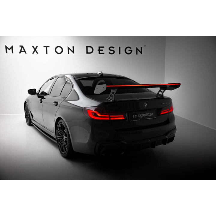 Karbonowy Spoiler Z Wewnętrznymi Wspornikami + LED BMW 5 / M5 Sedan G30 / F90