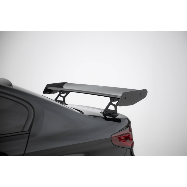 Karbonowy Spoiler Z Wewnętrznymi Wspornikami + LED BMW 5 / M5 Sedan G30 / F90