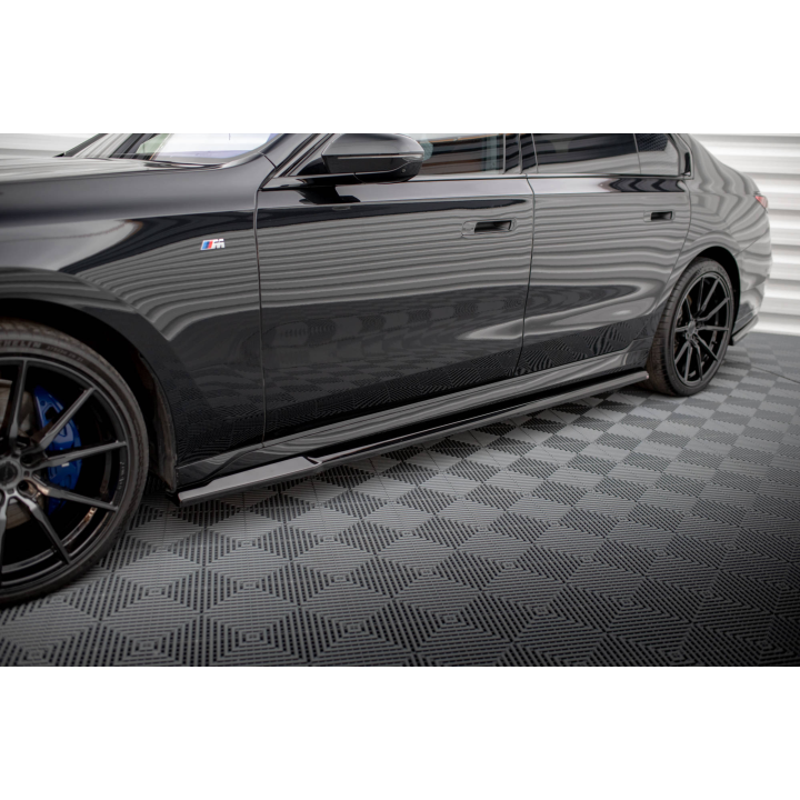 Dokładki Progów V.1 BMW 740d xDrive M-pack / 740i xDrive M-Pack G70