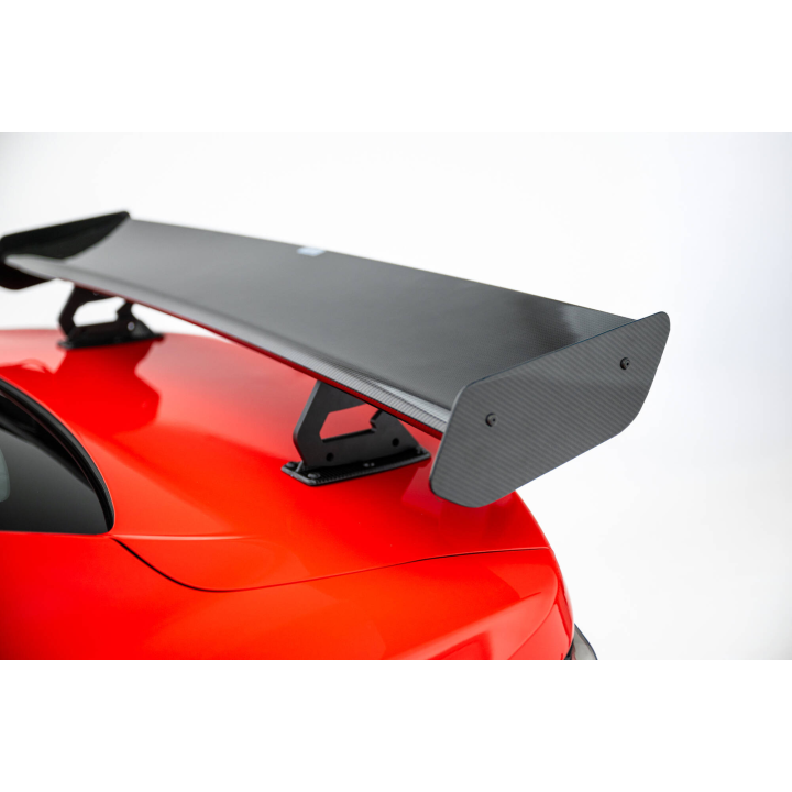 Karbonowy Spoiler Z Wewnętrznymi Wspornikami Chevrolet Camaro SS Mk6 Facelift
