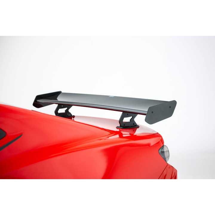 Karbonowy Spoiler Z Wewnętrznymi Wspornikami + LED Chevrolet Camaro SS Mk6 Facelift