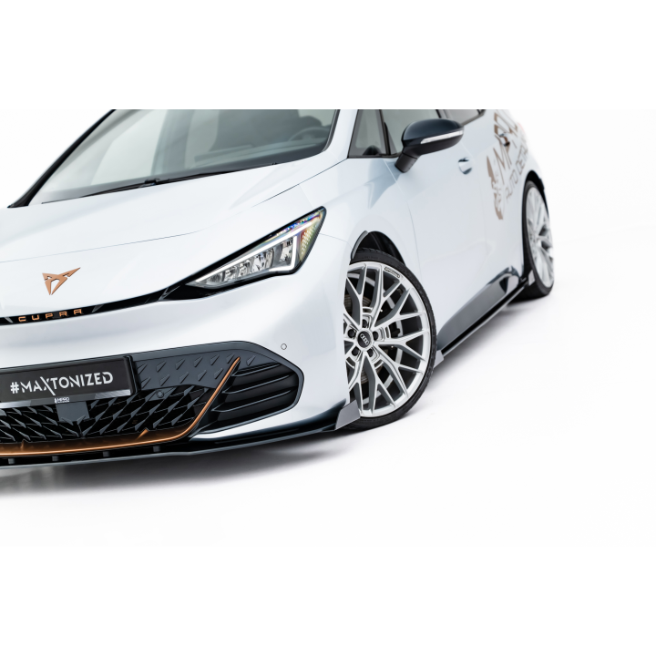 Splitter Przedni Street Pro + Flaps Cupra Born Mk1