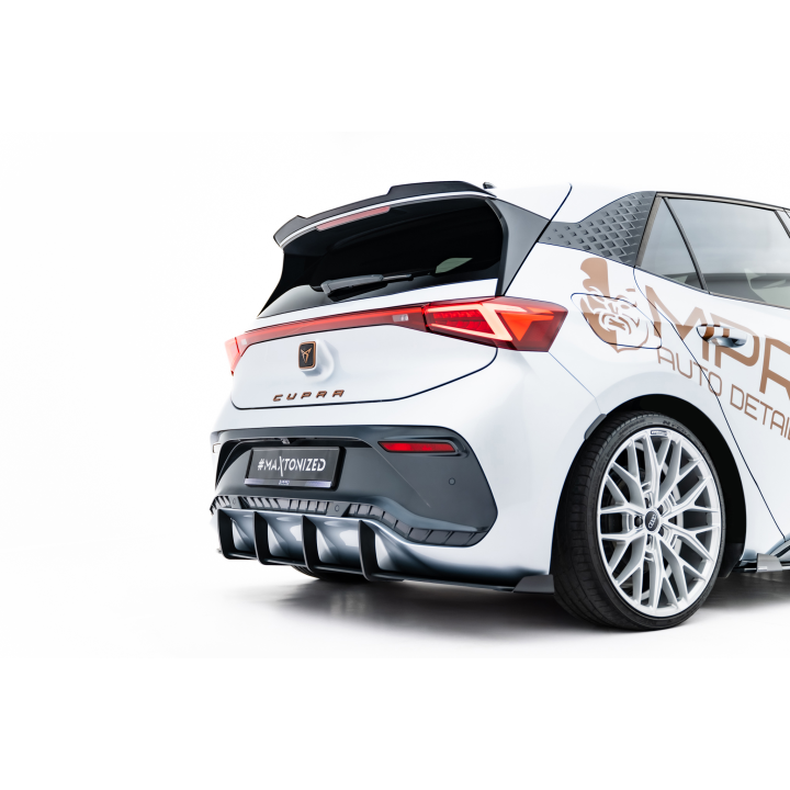 Dyfuzor Tylny Street Pro + Flaps Cupra Born Mk1