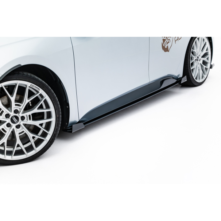 Dokładki progów Street Pro + Flaps Cupra Born Mk1