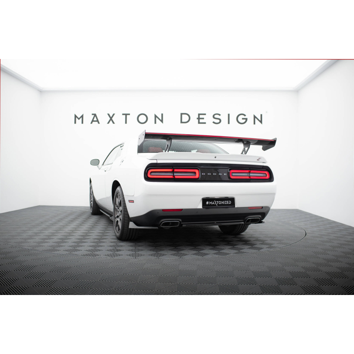 Karbonowy Spoiler + LED Dodge Challenger Mk3