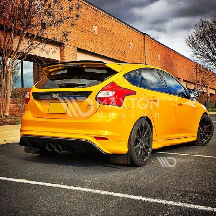 Światła Odblaskowe Ford Focus ST Mk3
