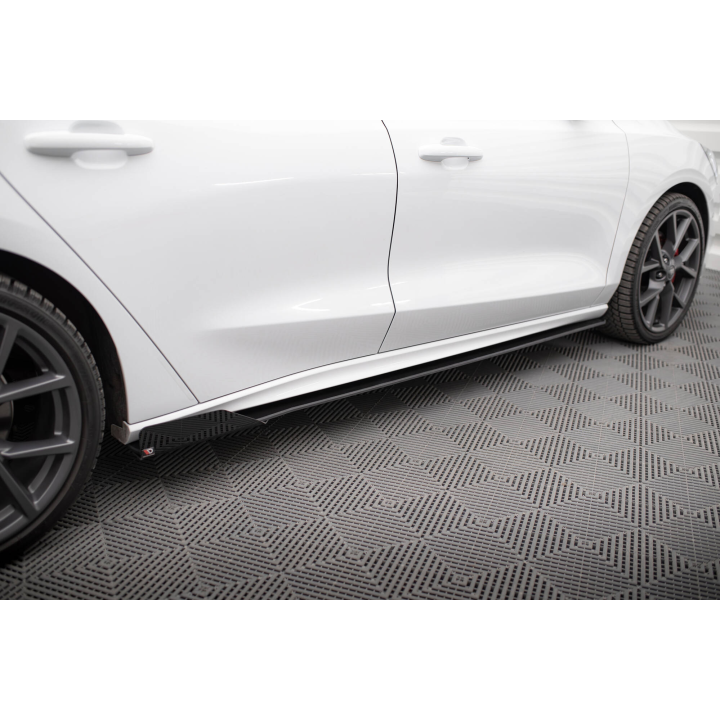 Dokładki progów Street Pro + Flaps Ford Focus ST/ST-Line MK4