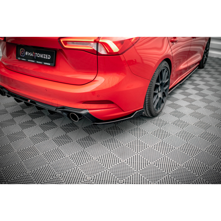 Splittery Tylne Boczne V.8 Ford Focus Estate ST Mk4