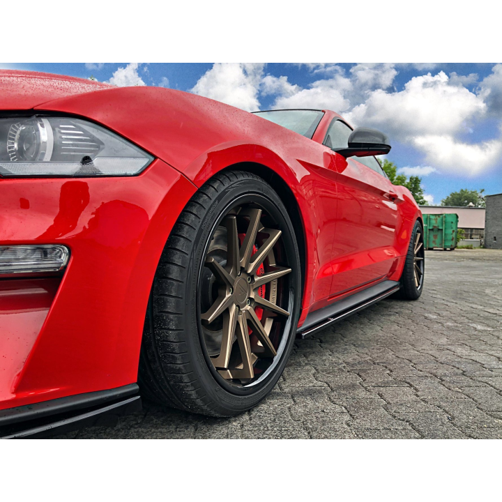 Dokładki Progów Ford Mustang Mk. 6 Facelift