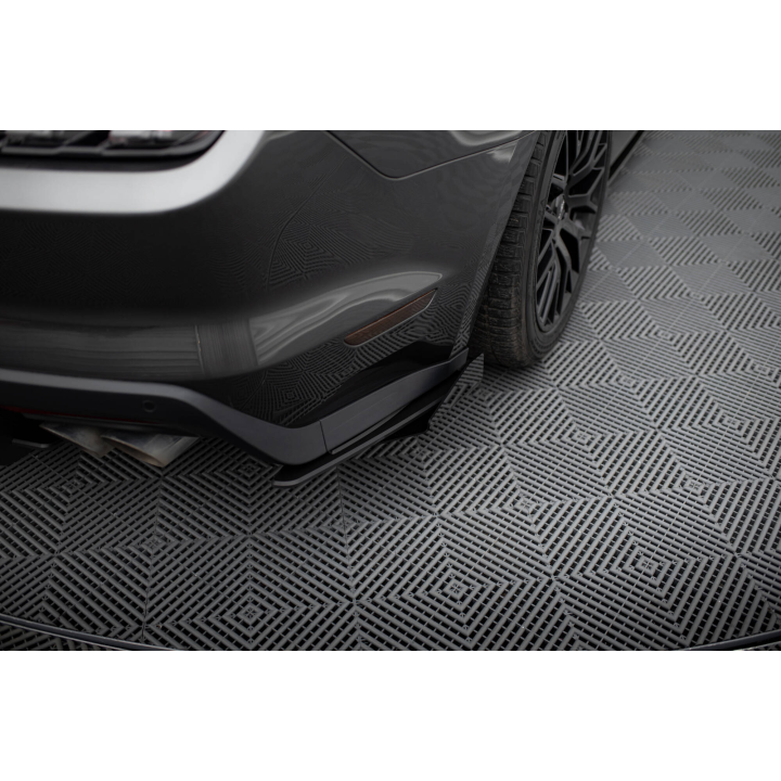 Splittery Tylne Boczne Street Pro + Flaps Ford Mustang GT Mk6