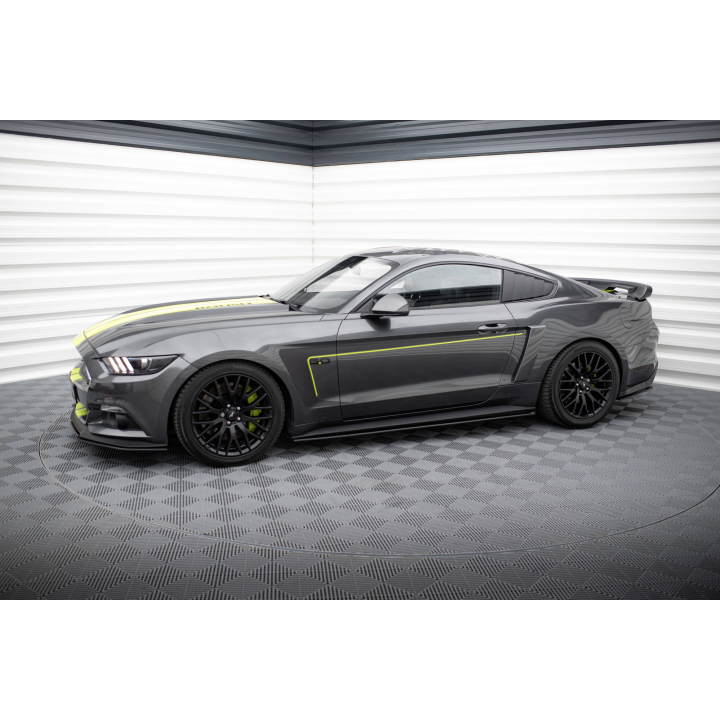 Dokładki progów Street Pro Ford Mustang GT Mk6