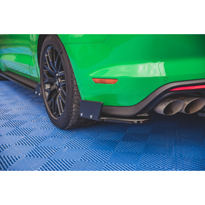 Splittery Tylne Boczne V.1 + Flaps Ford Mustang GT Mk6 Facelift