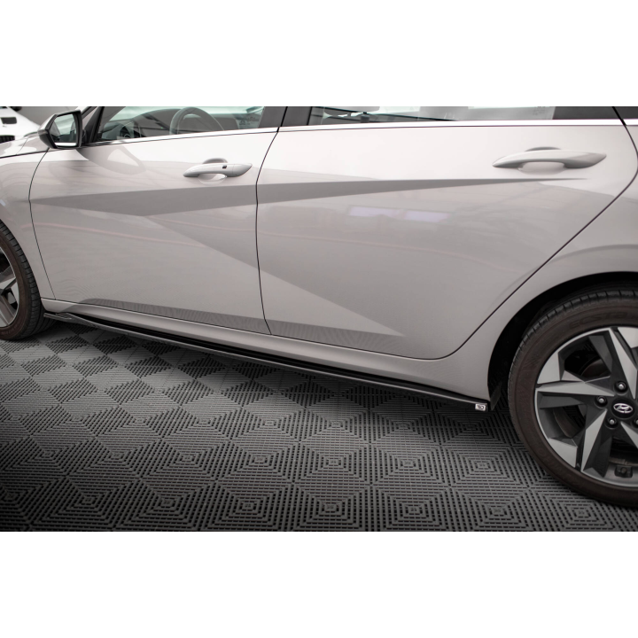 Zestaw Splitterów Hyundai Elantra Mk7