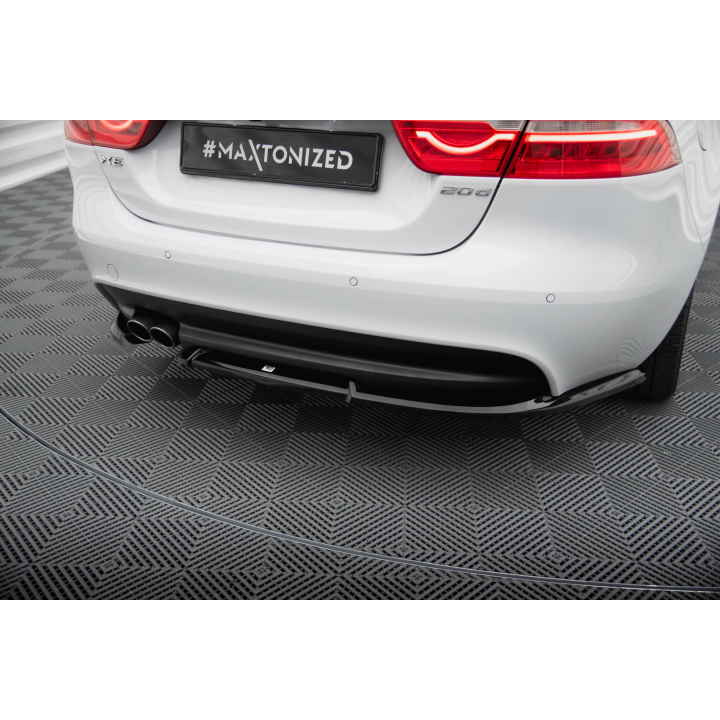 Splittery Tylne Boczne Jaguar XE R-Sport X760