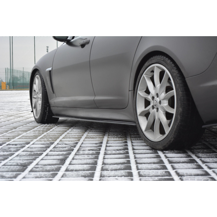 DOKŁADKI PROGÓW JAGUAR XF (X250) MK1 SPORTBRAKE S-PACK