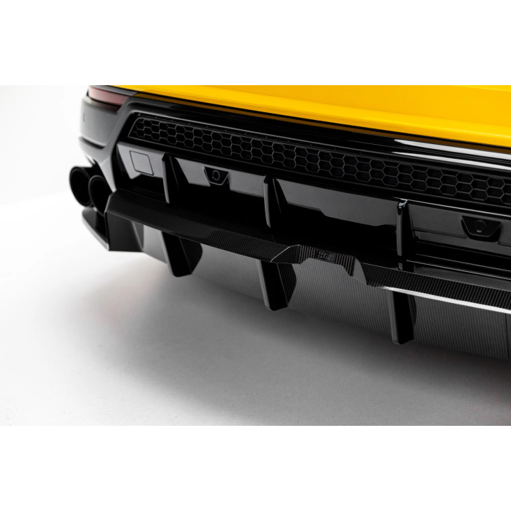 Karbonowy Splitter Tylny (Z Dyfuzorem) Prepreg Lamborghini Urus Mk 1
