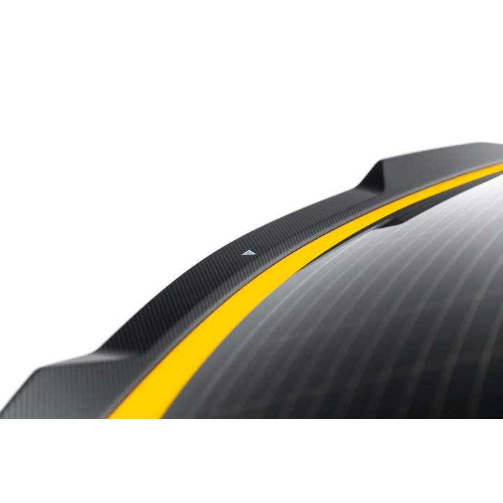 Karbonowy Spoiler Tylnej Klapy (Dolny) Prepreg Lamborghini Urus Mk 1