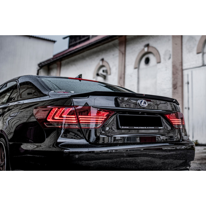 Spoiler Cap Lexus LS Mk4 Facelift