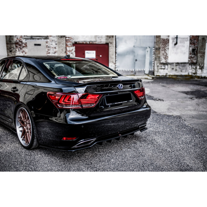 Splitter Tylny (Z Dyfuzorem) Lexus LS Mk4 Facelift