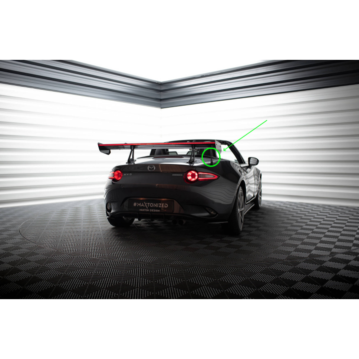 Karbonowy Spoiler Z Górnymi Mocowaniami + LED Mazda MX-5 ND (Mk4)