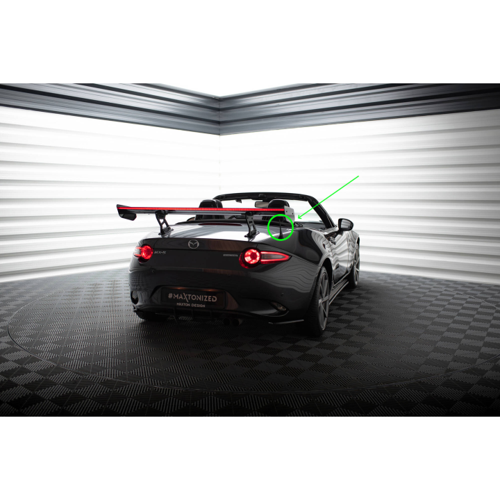 Karbonowy Spoiler Z Wewnętrznymi Wspornikami + LED Mazda MX-5 ND (Mk4)
