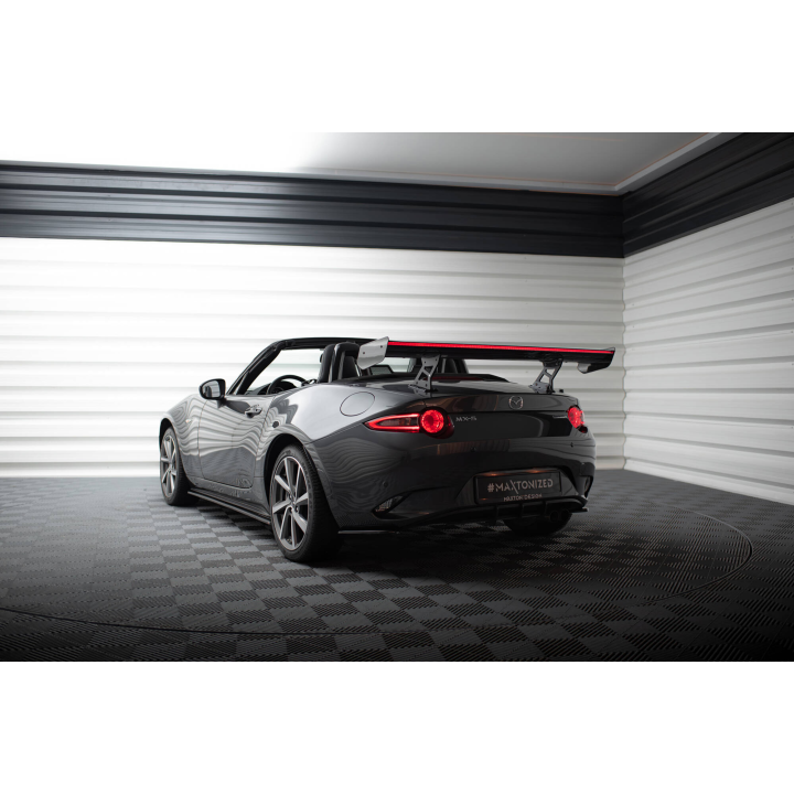Karbonowy Spoiler Z Wewnętrznymi Wspornikami + LED Mazda MX-5 ND (Mk4)
