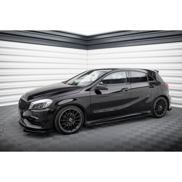 Dokładki progów Street Pro + Flaps Mercedes-Benz A AMG-Line W176 Facelift