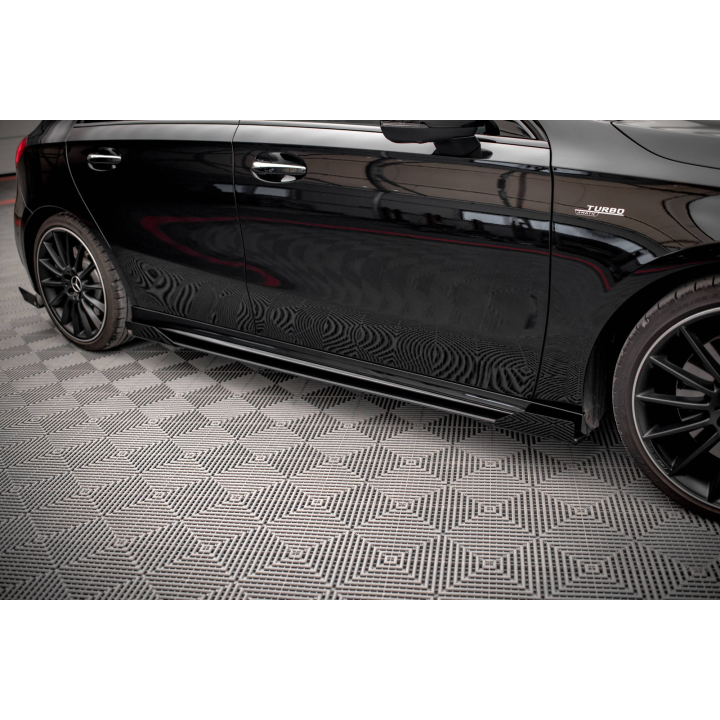 Dokładki progów Street Pro + Flaps Mercedes A35 AMG / AMG-Line Aero Pack W177