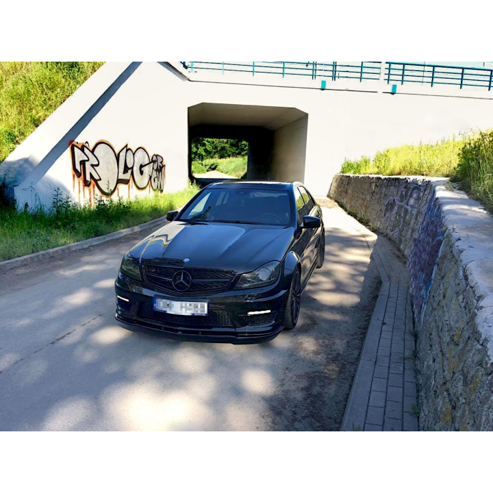 SPLITTER PRZEDNI Mercedes-Benz C63 AMG Sedan / Estate W204 Facelift / S204 Facelift