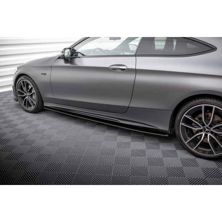 Dokładki progów Street Pro Mercedes-AMG C43 Coupe / Cabrio C205  Facelift / A205 Facelift