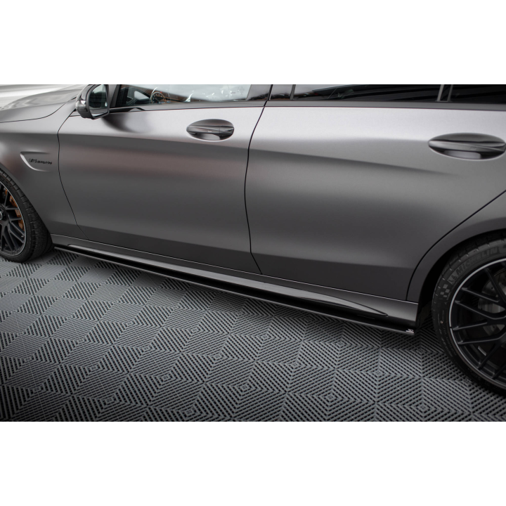 Dokładki progów Street Pro Mercedes-AMG C63 Sedan / Estate W205 Facelift