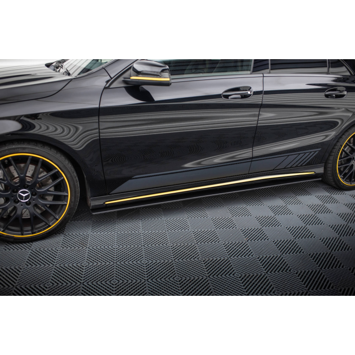 Dokładki progów Street Pro Mercedes-AMG CLA 45 C117 Facelift