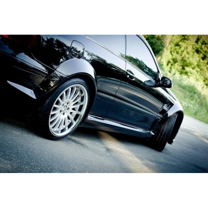 Bodykit + Maska Mercedes CLK W209 Black Series Look