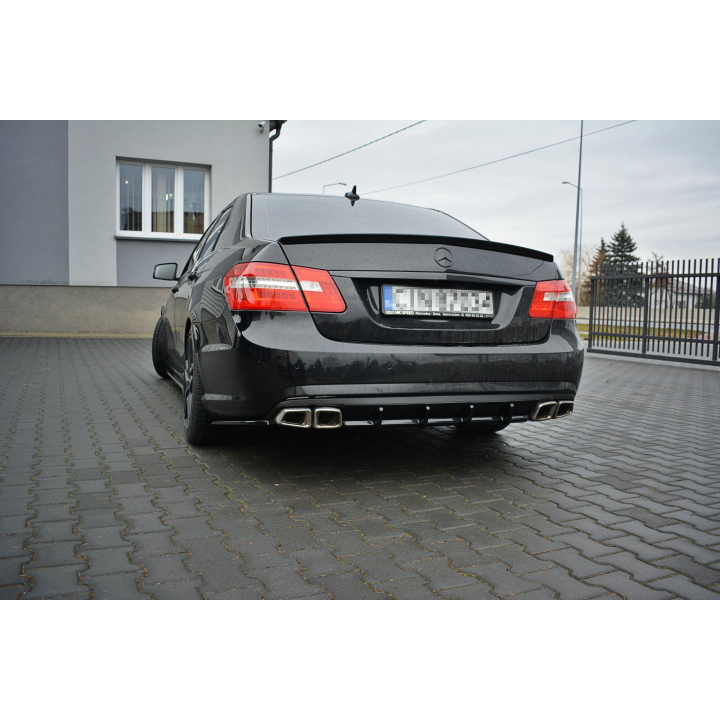 DOKŁADKA TYLNA MERCEDES-BENZ E63 AMG W212