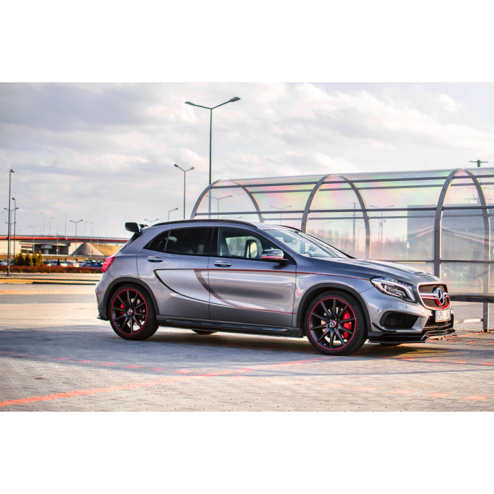 Splitter Przedni Mercedes-Benz GLA 45 AMG